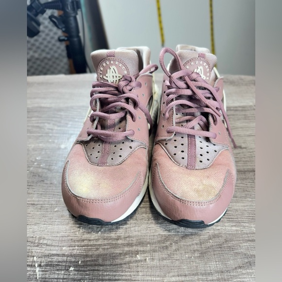 EUC Nike Air Huarache Run (Smokey Mauve/White) Women's‎ Shoes 634835-203 Size 8 - Picture 4 of 10